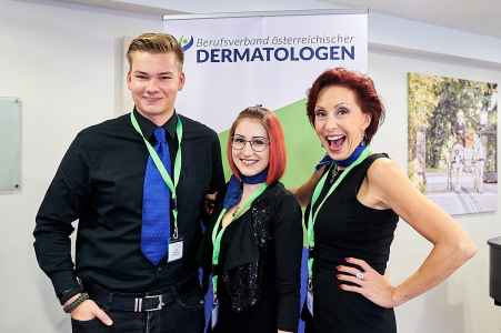 das Organisationsteam der Firma iVent am Dermatologenkongress in Salzburg